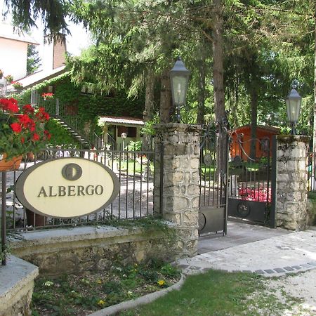 Lh Albergo Il Paradiso Pescasseroli Zewnętrze zdjęcie