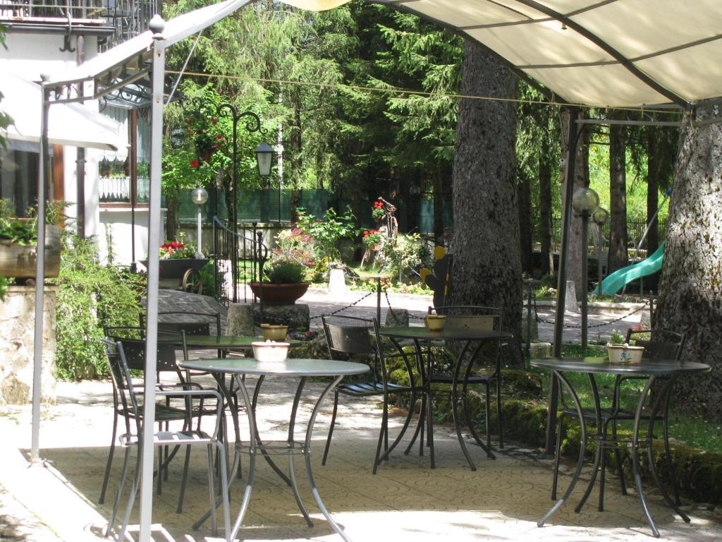 Lh Albergo Il Paradiso Pescasseroli Zewnętrze zdjęcie