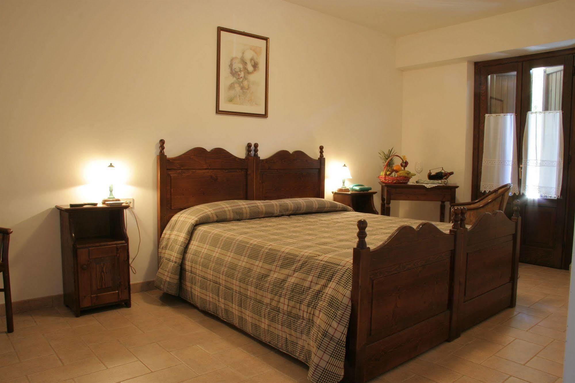 Lh Albergo Il Paradiso Pescasseroli Zewnętrze zdjęcie