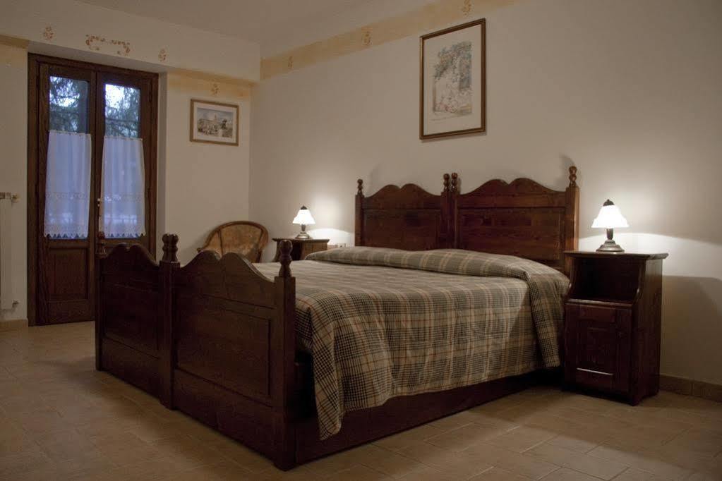 Lh Albergo Il Paradiso Pescasseroli Zewnętrze zdjęcie
